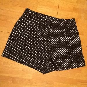 NY&Co 7th Avenue Polka Dot Shorts